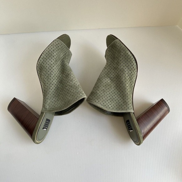 White House Black Market Green Suede Perforated Sandals Open Toe Mules Sz 10M - Picture 6 of 11